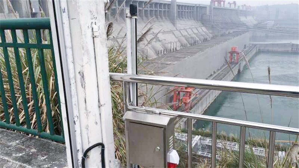 艾礼安脉冲电子围栏系统守护水源地安全