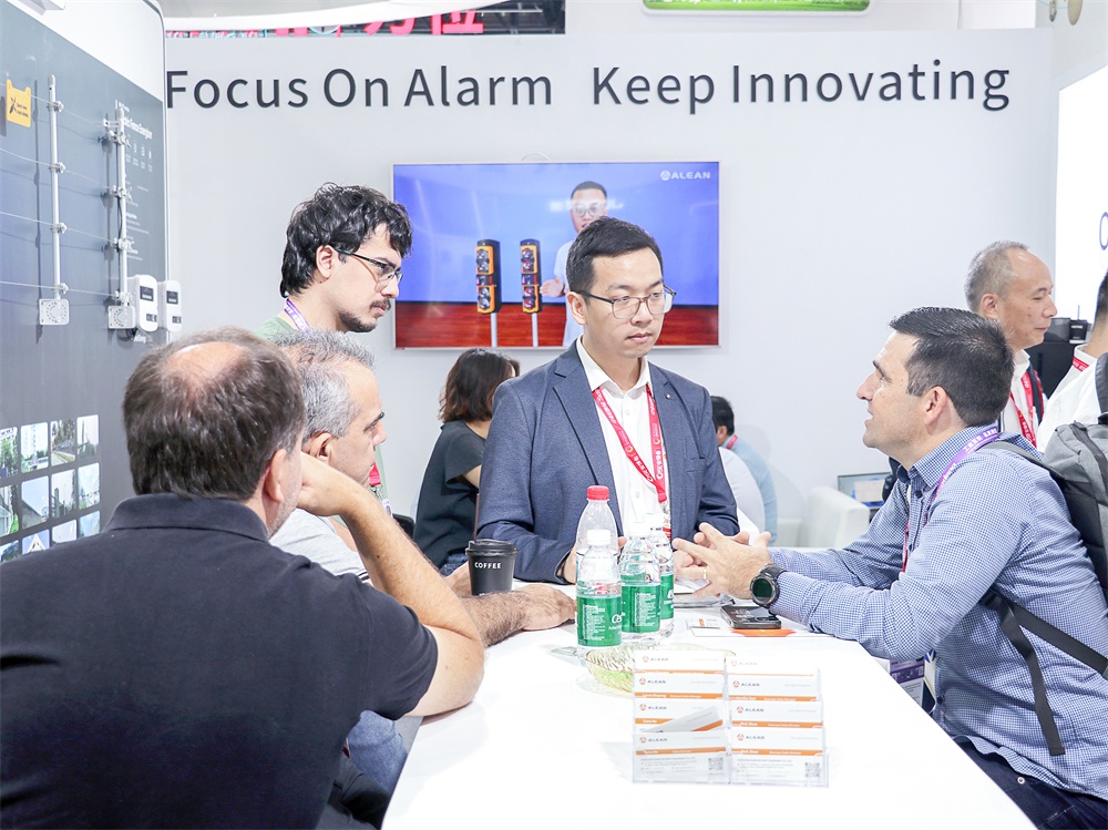 精彩时刻 ‖ 2025安博会上的艾礼安